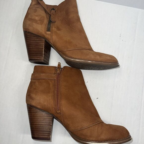 Gianni Bini Brown Suede Zip Up Ankle Booties, Size 8M - Picture 5 of 10